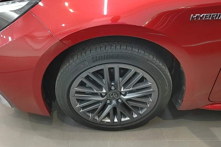 Used Toyota Levin 2023 Dual-Motor 2.0L Luxury Edition Left Front Wheel Hub