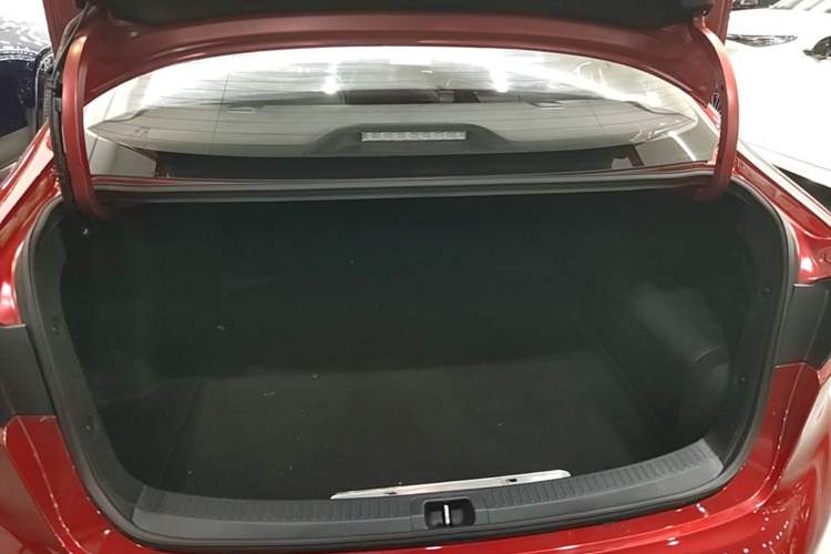 Used Toyota Levin 2023 Dual-Motor 2.0L Luxury Edition Trunk