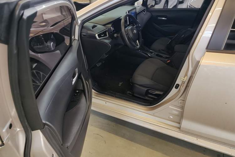 Used Toyota Levin 2023 185T CVT Luxury Edition Driver Seat
