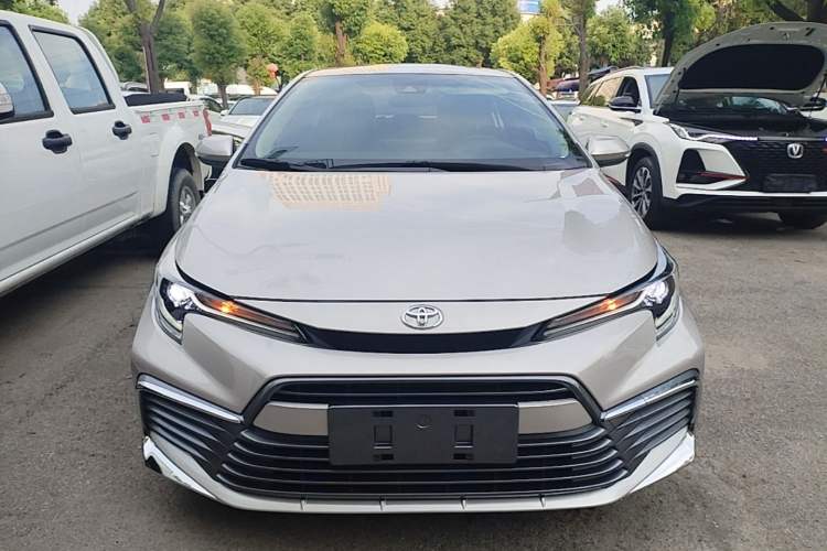 Used Toyota Levin 2023 2.0L Luxury Edition Front