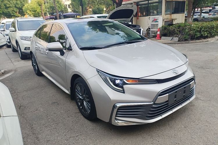 Used Toyota Levin 2023 2.0L Luxury Edition Front Right 45 Deg