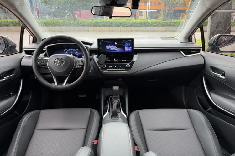 Used Toyota Levin 2023 Smart Electric Hybrid Dual-Engine 1.8L Sport Edition Interior 3