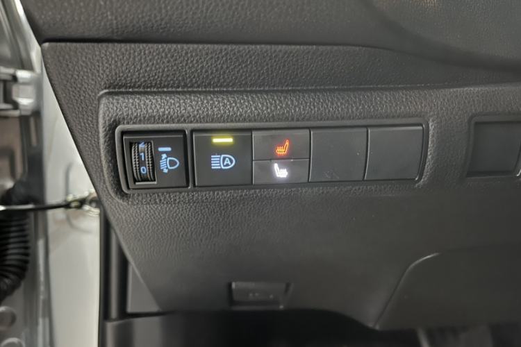 Used Toyota Levin 2023 185T CVT Luxury Edition Interior 7