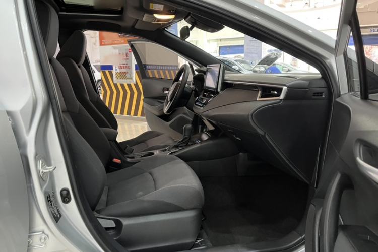 Used Toyota Levin 2023 185T CVT Luxury Edition Interior 8