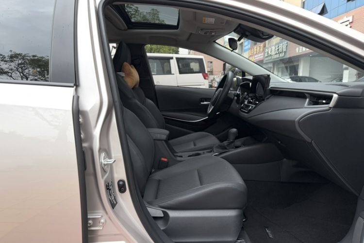 Used Toyota Levin 2023 Smart Electric Hybrid Dual-Engine 1.8L Sport Edition Right Front Seat