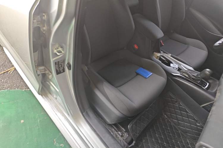 Used Toyota Levin 2023 185T CVT Luxury Edition Right Front Seat