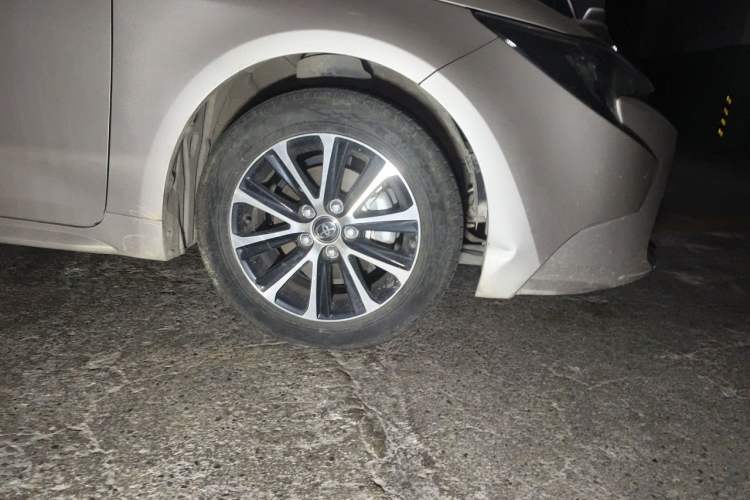 Used Toyota Levin 2023 Smart Electric Hybrid Dual-Engine 1.8L Leading Edition Right Front Wheel Hub