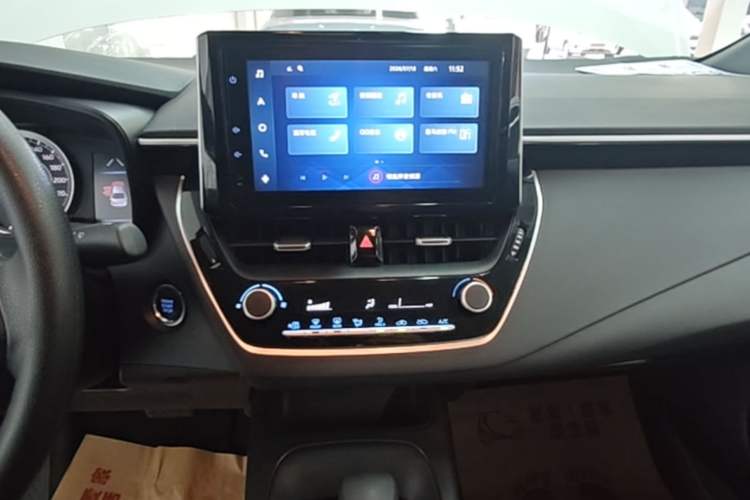 Used Toyota Levin 2023 185T CVT Luxury Edition Audio And AC Panel