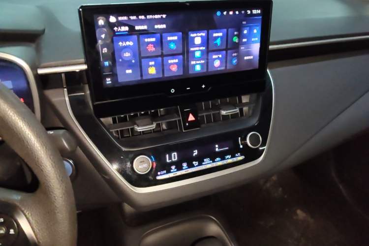 Used Toyota Levin 2023 Smart Electric Hybrid Dual-Engine 1.8L Sport Edition Audio And AC Panel