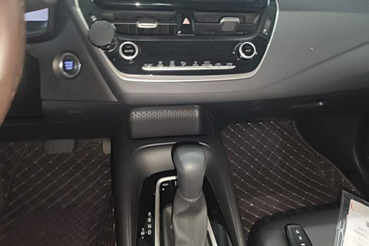 Used Toyota Levin 2023 2.0L Luxury Edition Audio And AC Panel