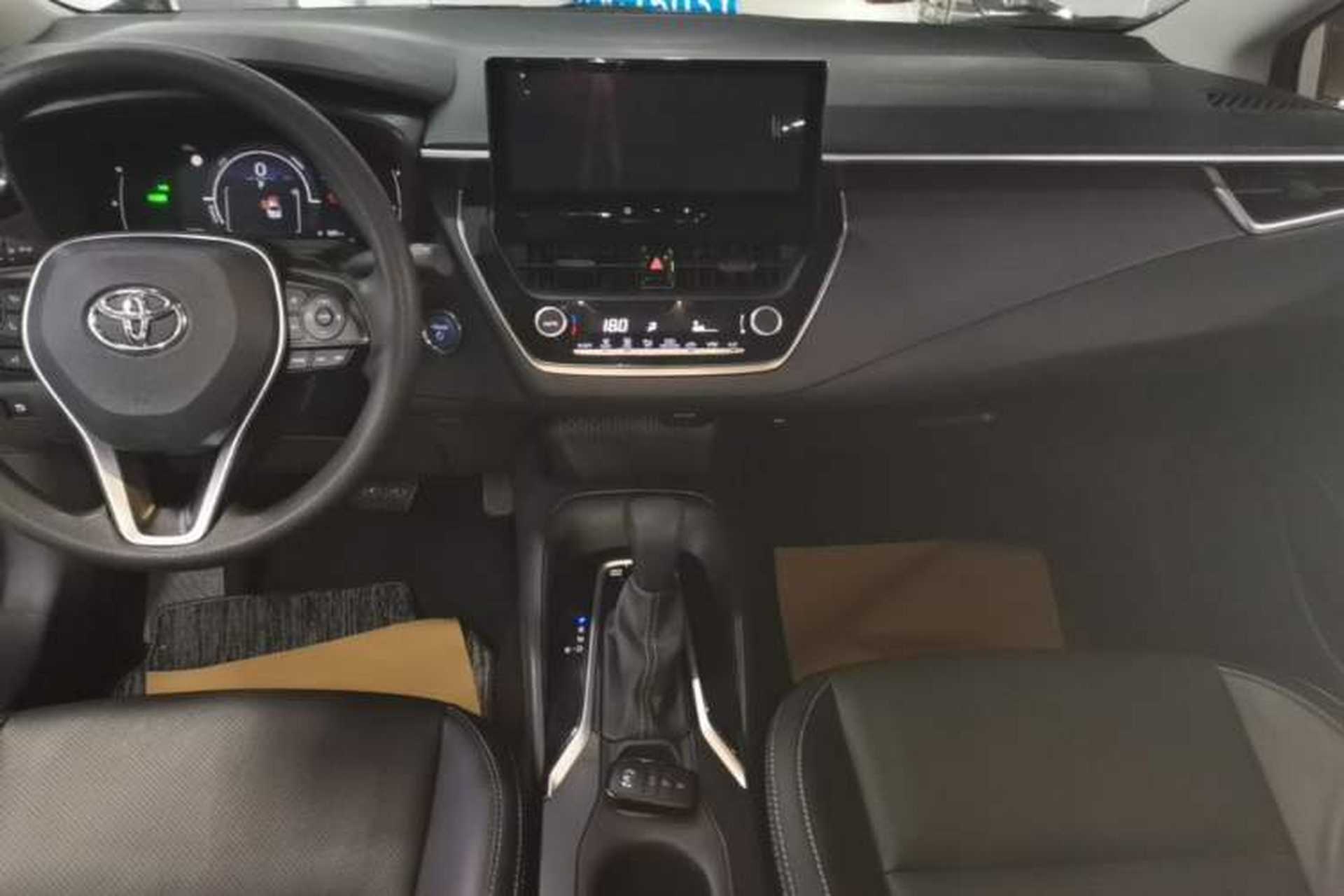 Used Toyota Levin 2023 Smart Electric Hybrid Dual-Engine 1.8L Leading Edition Audio And AC Panel