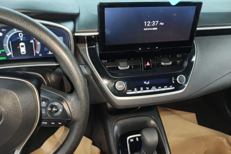 Used Toyota Levin 2023 Smart Electric Hybrid Dual-Engine 1.8L Sport Edition Audio And AC Panel