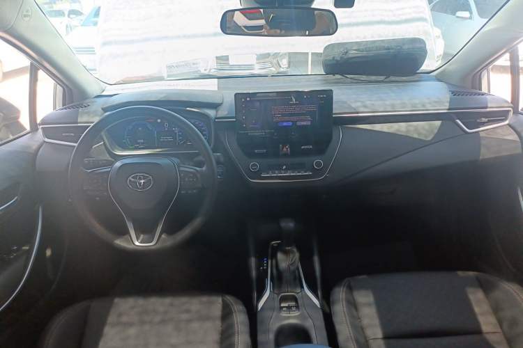 Used Toyota Levin 2023 Smart Electric Hybrid Dual-Engine 1.8L Sport Edition Center Console
