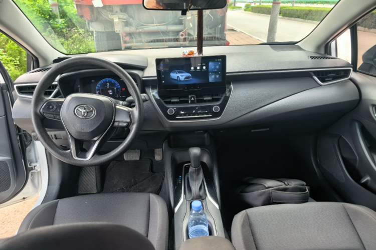 Used Toyota Levin 2023 TNGA 1.5L CVT Progressive Edition Center Console