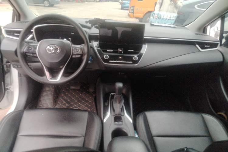 Used Toyota Levin 2023 Smart Electric Hybrid Dual-Engine 1.8L Luxury Edition Center Console