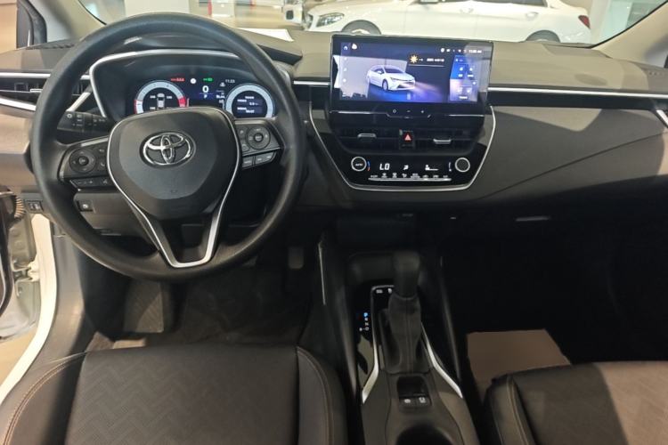 Used Toyota Levin 2023 Smart Electric Hybrid Dual-Engine 1.8L Sport Edition Center Console