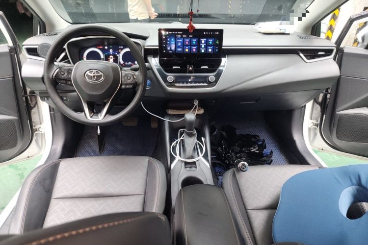 Used Toyota Levin 2023 Smart Electric Hybrid Dual-Engine 1.8L Sport Edition Center Console