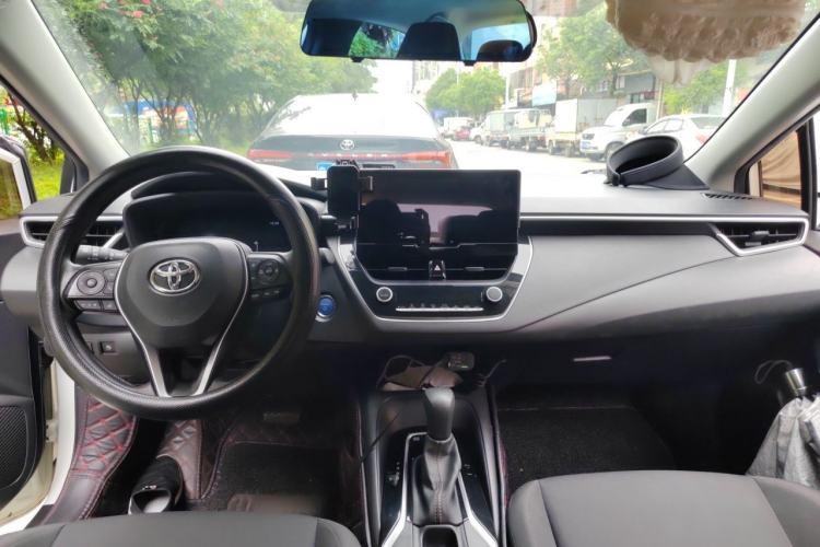 Used Toyota Levin 2023 Smart Electric Hybrid Dual-Engine 1.8L Leading Edition Center Console