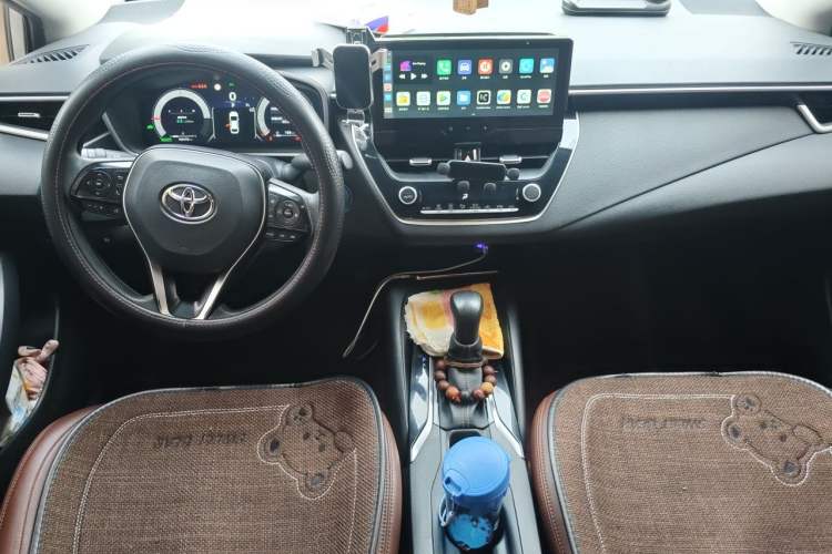 Used Toyota Levin 2023 Smart Electric Hybrid Dual-Engine 1.8L Luxury Edition Center Console