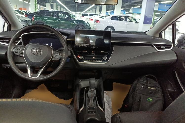 Used Toyota Levin 2023 Smart Electric Hybrid Dual-Engine 1.8L Sport Edition Center Console