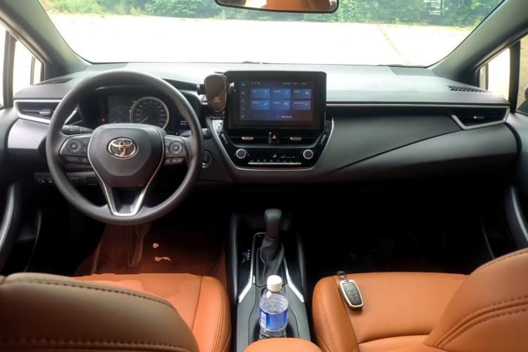 Used Toyota Levin 2023 185T CVT Luxury Edition Center Console