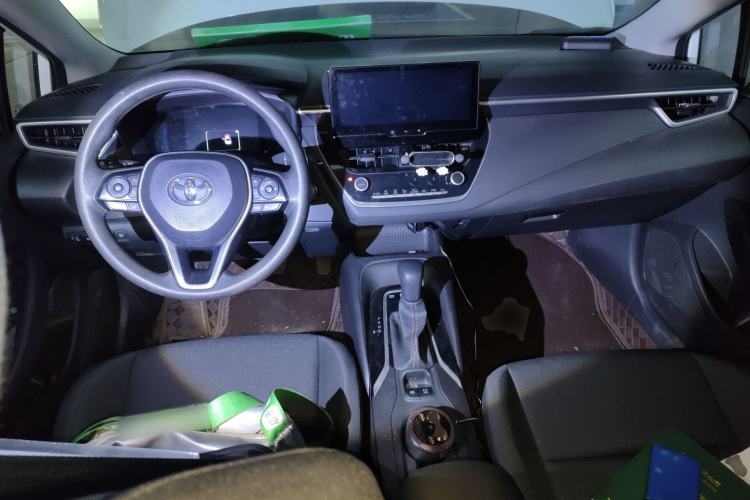 Used Toyota Levin 2023 Smart Electric Hybrid Dual-Engine 1.8L Leading Edition Center Console