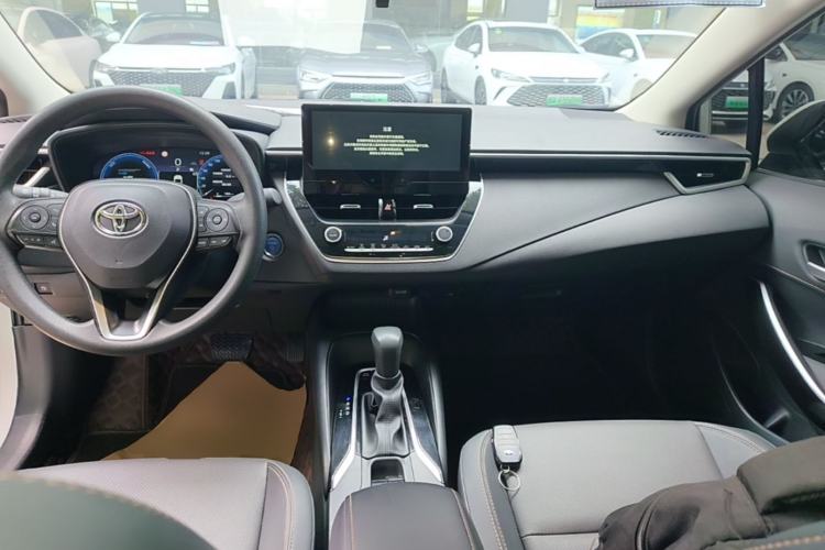 Used Toyota Levin 2023 Dual-Motor 2.0L Luxury Edition Center Console