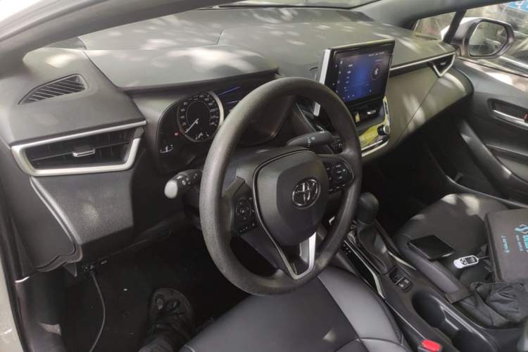 Used Toyota Levin 2023 185T CVT Luxury Edition Center Console