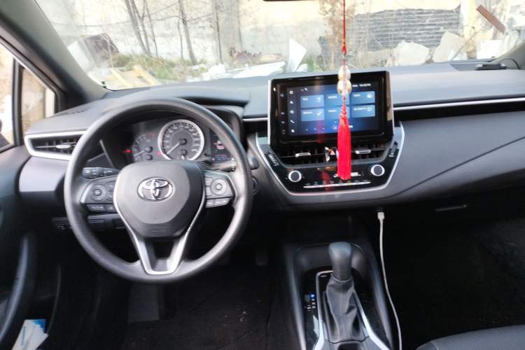 Used Toyota Levin 2023 185T CVT Luxury Edition Center Console