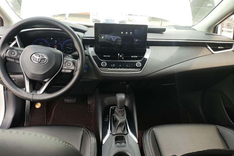 Used Toyota Levin 2023 Smart Electric Hybrid Dual-Engine 1.8L Luxury Edition Center Console