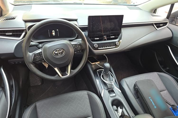 Used Toyota Levin 2023 Smart Electric Hybrid Dual-Engine 1.8L Sport Edition Center Console