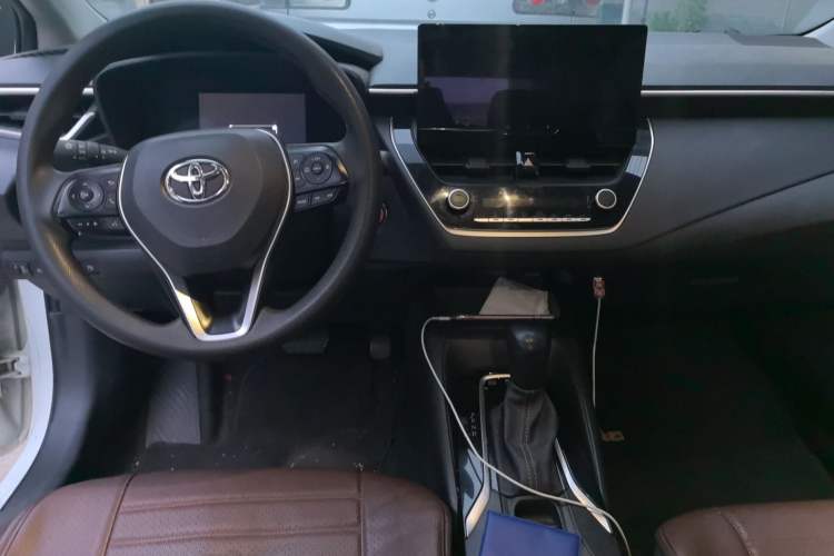 Used Toyota Levin 2023 Smart Electric Hybrid Dual-Engine 1.8L Leading Edition Center Console