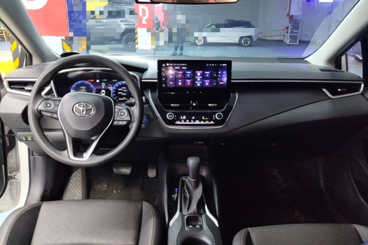 Used Toyota Levin 2023 Smart Electric Hybrid Dual-Engine 1.8L Sport Edition Center Console