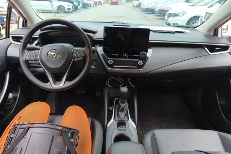 Used Toyota Levin 2023 Revised Version 2.0L Luxury Edition Center Console