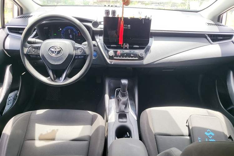 Used Toyota Levin 2023 Smart Electric Hybrid Dual-Engine 1.8L Leading Edition Center Console