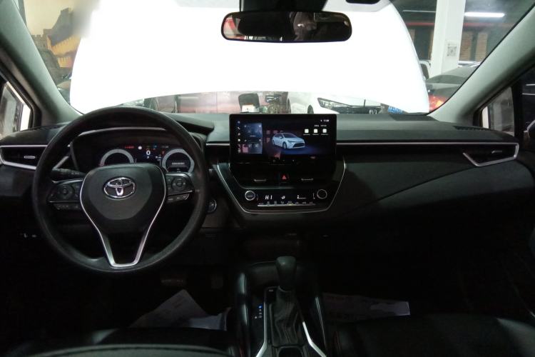 Used Toyota Levin 2023 Smart Electric Hybrid Dual-Engine 1.8L Luxury Edition Center Console