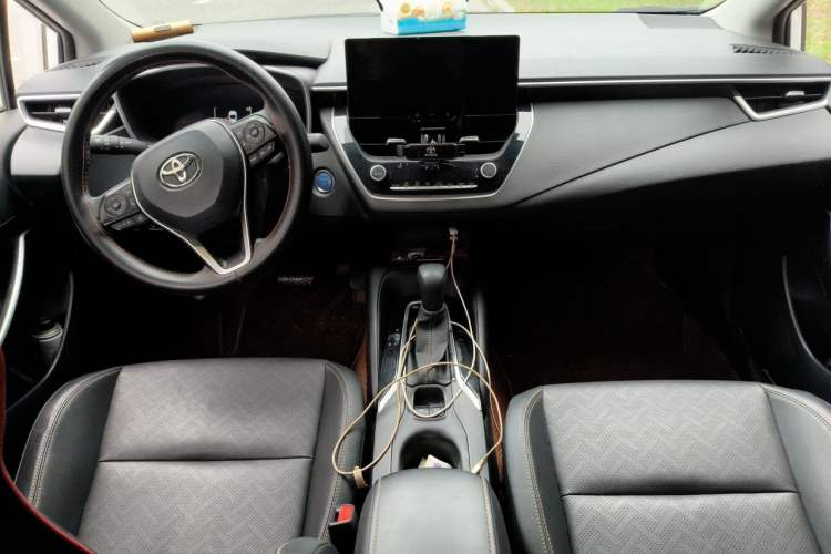 Used Toyota Levin 2023 Smart Electric Hybrid Dual-Engine 1.8L Sport Edition Center Console