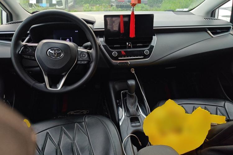Used Toyota Levin 2023 Smart Electric Hybrid Dual-Engine 1.8L Leading Edition Center Console
