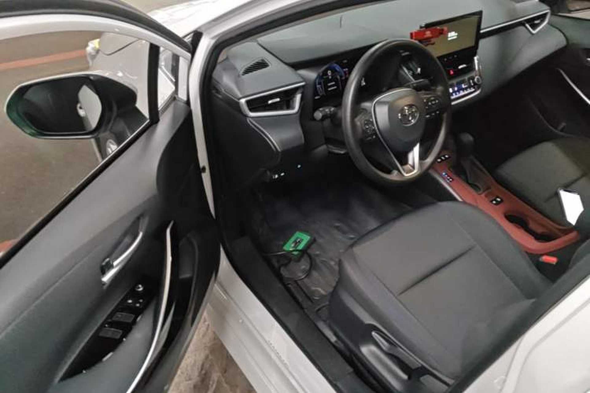 Used Toyota Levin 2023 Dual-Motor 2.0L Leading Edition Driver Seat