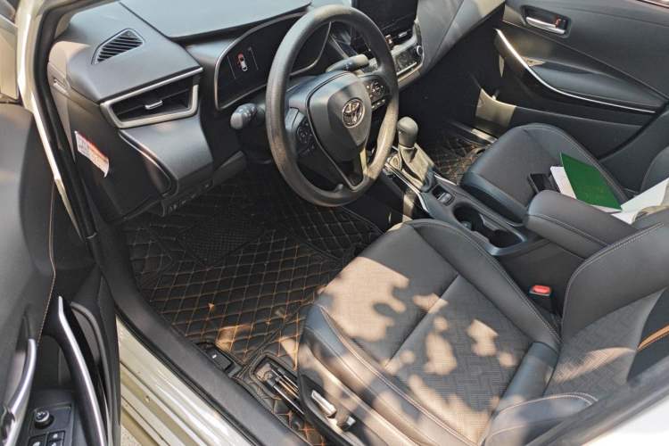 Used Toyota Levin 2023 Smart Electric Hybrid Dual-Engine 1.8L Sport Edition Driver Seat