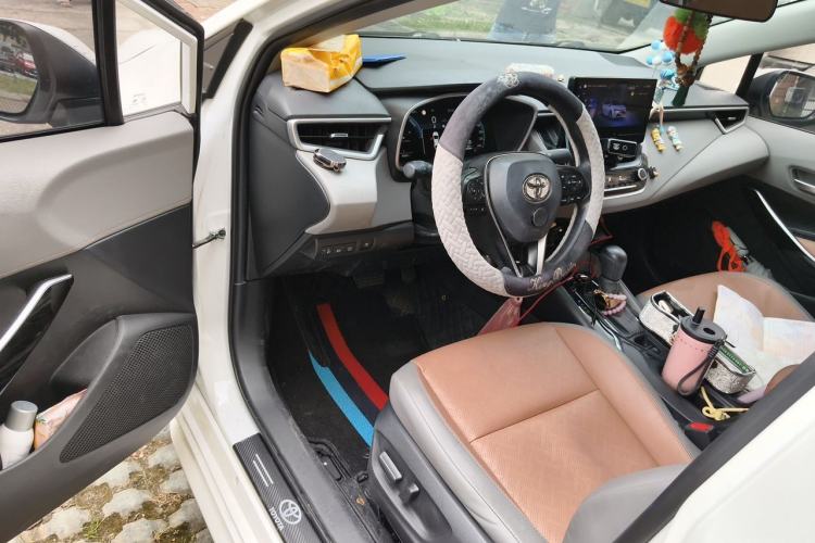 Used Toyota Levin 2023 Smart Electric Hybrid Dual-Engine 1.8L Sport Edition Driver Seat