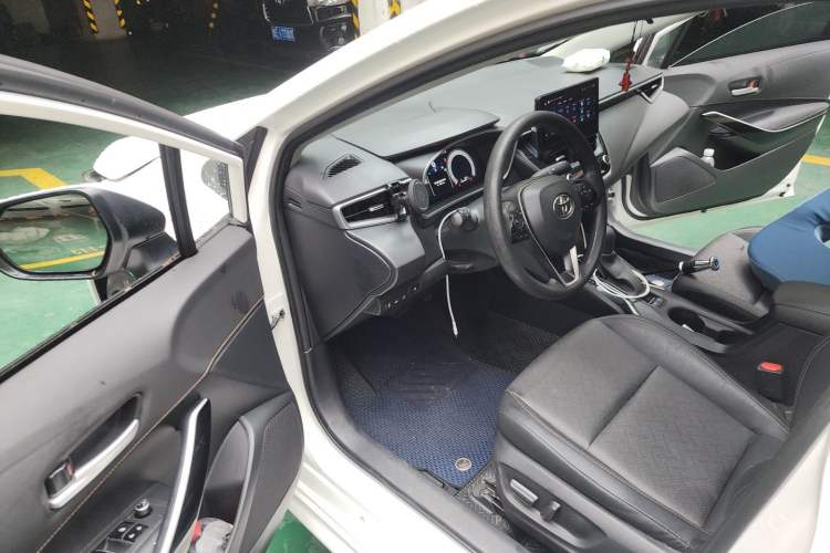 Used Toyota Levin 2023 Smart Electric Hybrid Dual-Engine 1.8L Sport Edition Driver Seat