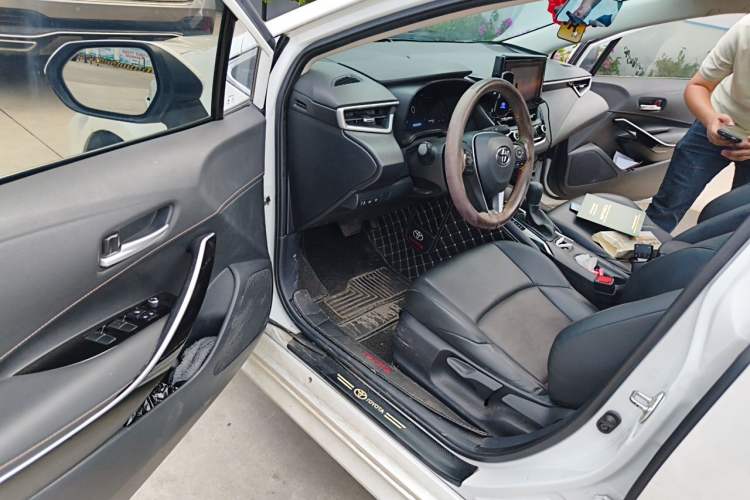 Used Toyota Levin 2023 2.0L Luxury Edition Driver Seat