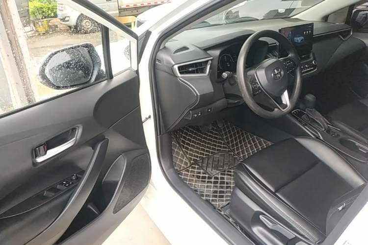 Used Toyota Levin 2023 Smart Electric Hybrid Dual-Engine 1.8L Leading Edition Driver Seat