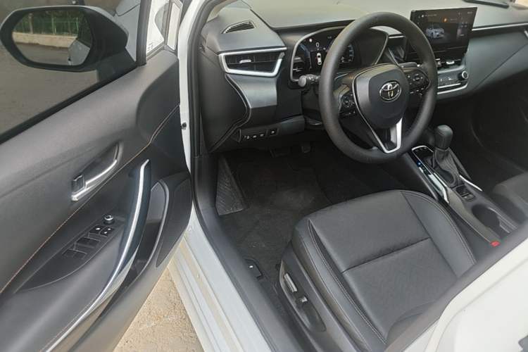 Used Toyota Levin 2023 Smart Electric Hybrid Dual-Engine 1.8L Sport Edition Driver Seat