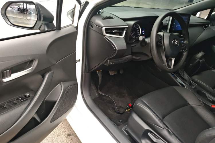 Used Toyota Levin 2023 185T CVT Luxury Edition Driver Seat