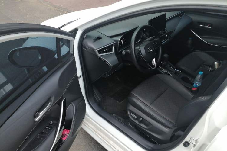 Used Toyota Levin 2023 Smart Electric Hybrid Dual-Engine 1.8L Sport Edition Driver Seat