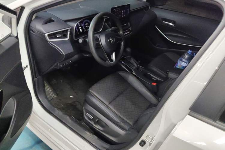 Used Toyota Levin 2023 Smart Electric Hybrid Dual-Engine 1.8L Sport Edition Driver Seat