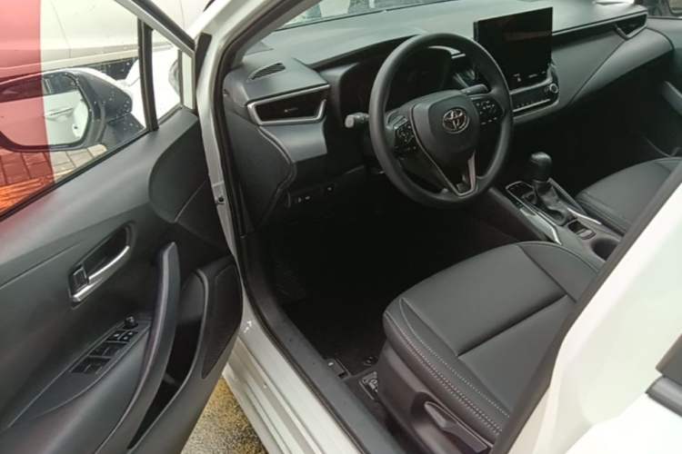 Used Toyota Levin 2023 Smart Electric Hybrid Dual-Engine 1.8L Leading Edition Driver Seat