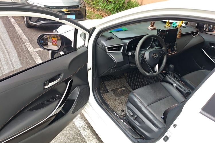 Used Toyota Levin 2023 Smart Electric Hybrid Dual-Engine 1.8L Sport Edition Driver Seat
